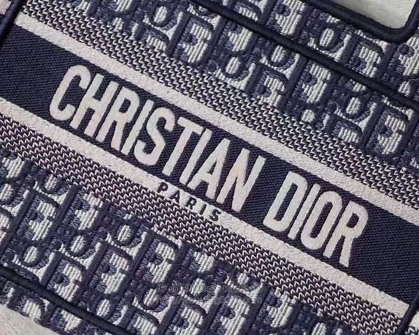 Dior包 迪奧復古凹造型刺繡小號手袋 Dior Mini Book tote手提包  Dyd1103